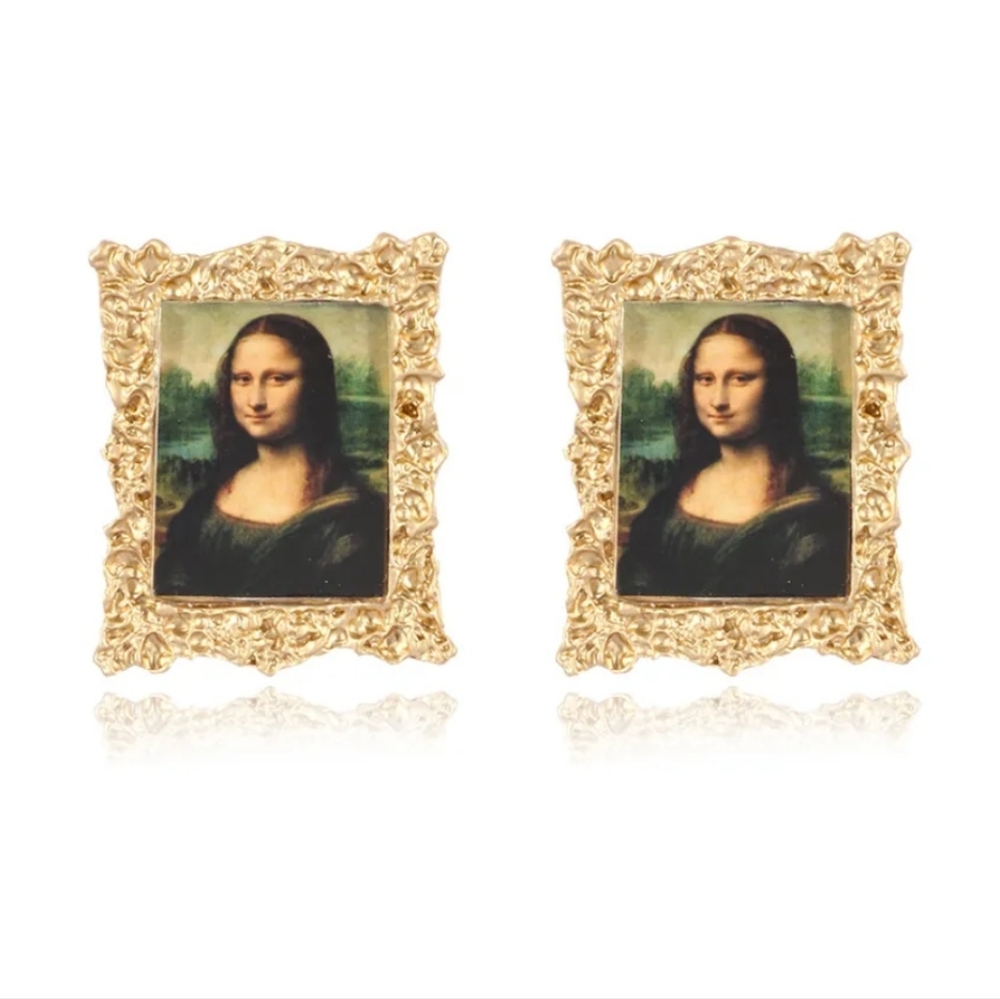 Monalisa Portrait Earrings